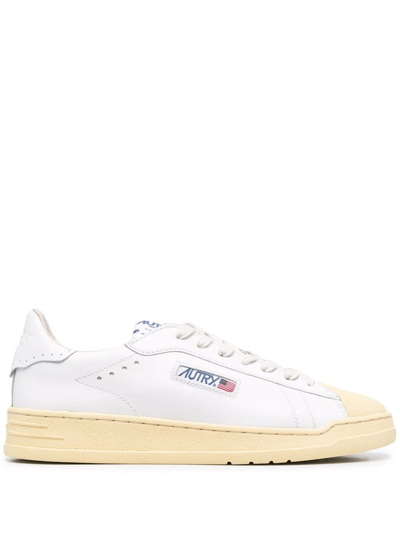 Autry Medalist Leather Low-top Sneakers In White