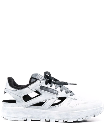 Maison Margiela X Reebok Tabi Gladiator Lace-up Sneakers In White