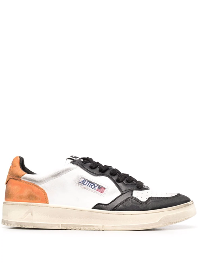 Autry Super Vintage Medalist Low-top Sneakers In Mixed Colours
