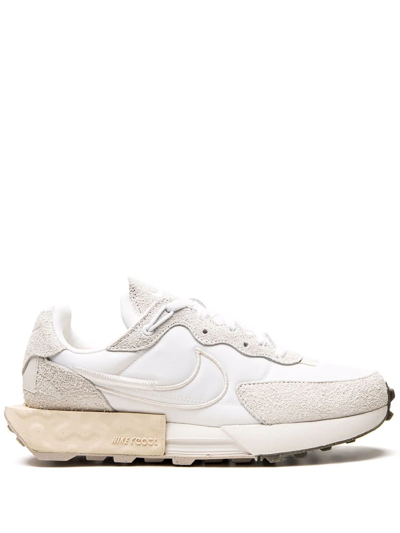 Nike Fontanka Waffle Sneakers In Weiss