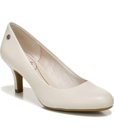 Lifestride Parigi Pumps In Almond Milk Faux Leather