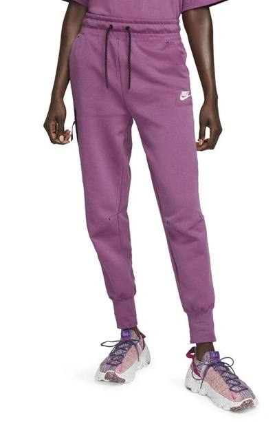 Nike Tech Fleece Joggers In Light Bordeaux/ White