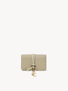 Chloé Alphabet Card Holder In Vert