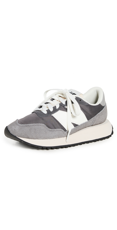 New Balance 237 Lace Up Sneakers In Gray