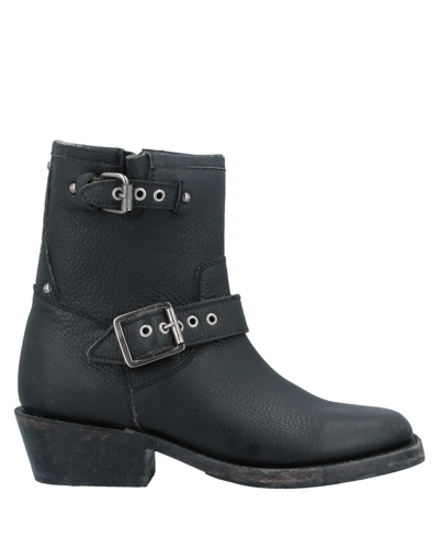 Ash Ankle Boots In Black