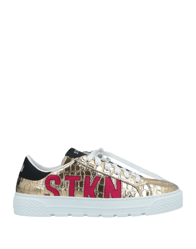 Stokton Sneakers In Gold