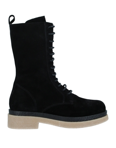 Miss Unique Ankle Boots In Black