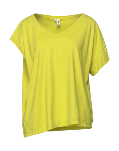 European Culture T-shirts In Green