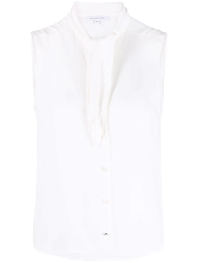 Patrizia Pepe Pussy Bow-fastening Sleeveless Blouse In Weiss