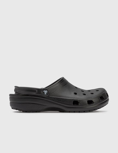 Crocs 厚底套穿式凉鞋 In Black
