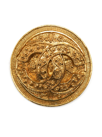 Pre-owned Chanel 1994 Baroque-embellished Cc Medallion Brooch In Gold