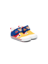 MIKI HOUSE EMBROIDERED-BEAR SNEAKERS