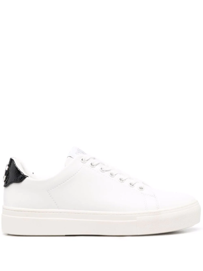 Dkny Tumbled Leather Grainy Patent Pu Chambers Lace Up Sneaker 35mm In Whb White Black