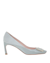Roger Vivier Gray Calfskin Pumps With Golden Buckle And 7cm Stiletto Heel In Grey