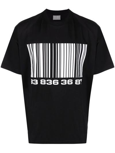 Vtmnts Barcode-print Detail T-shirt In Black