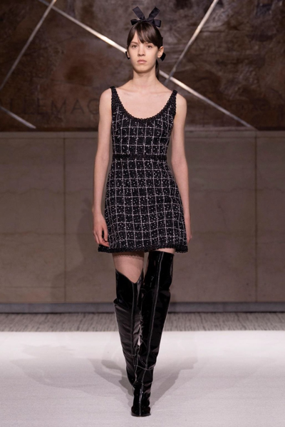 Giambattista Valli Gridded Tweed Sleeveless Mini Dress In Black