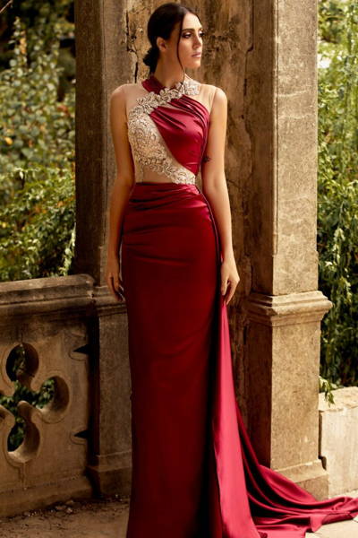 Mnm Couture Sleeveless Fitted Gown