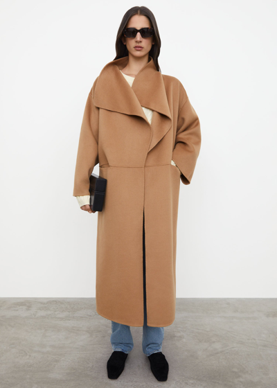 Totême Camel Brown Oversize Coat With Shawl Lapels In Wool And Cashmere Woman Toteme