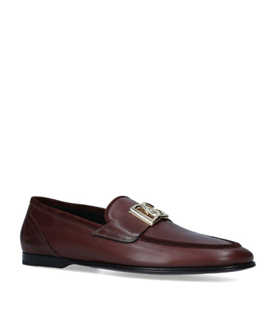 Dolce & Gabbana Leather Crossover Logo Loafers In Brown