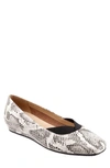 Softwalk Vianna Flat In Black White Snake