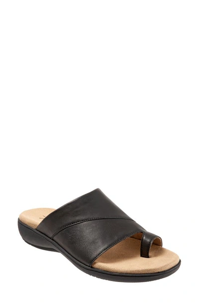 Trotters Regina Sandal In Black