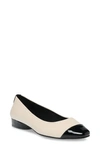 Anne Klein Women's Caroleen Flats In Vanilla/ Black