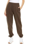 Alo Yoga Accolade High Rise Sweatpants In Espresso