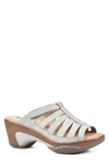 White Mountain Valencia Wedge Sandal In Ice/ Burn/ Smooth