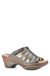 White Mountain Valencia Wedge Sandal In Pewter/ Met/ Smooth