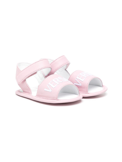 Versace Logo Print Sandals In Pink
