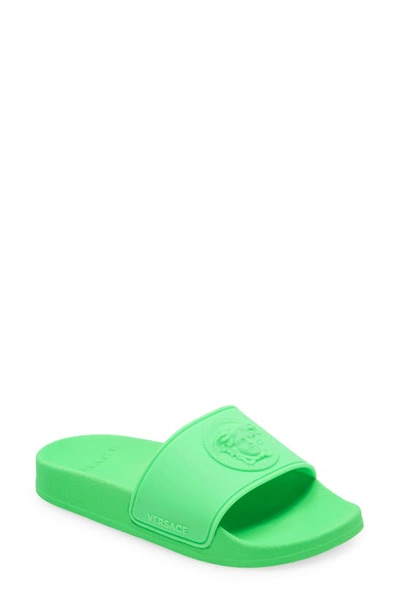 Versace Teen Green Medusa Logo Sliders In Neon Green