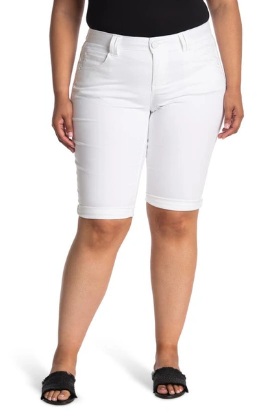 Democracy Bermuda Shorts In White