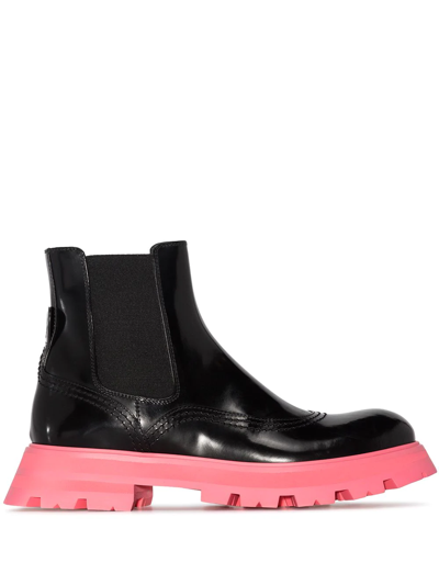 Alexander Mcqueen Wander Contrast-sole Chelsea Boots In Black