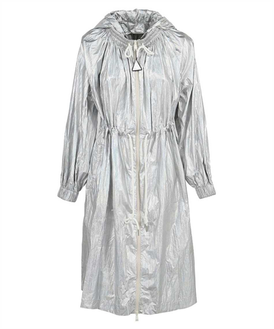 Moncler Ladies Silver Akubens Laminated Nylon Coat, Brand Size 0 (x-small) In Silver Tone