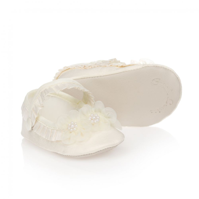 Sarah Louise Girls Ivory Baby Pre-walker Shoes