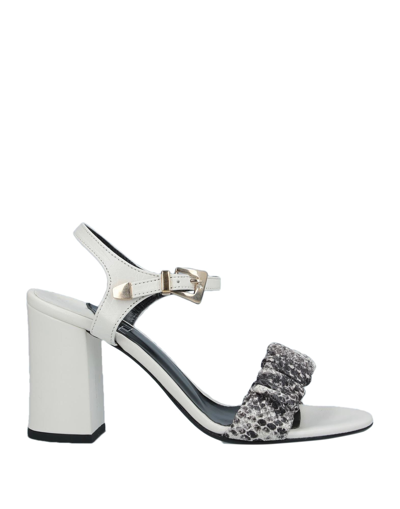 Ncub Sandals In White