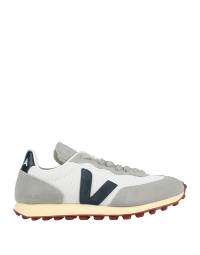 Veja Sneakers In Grey
