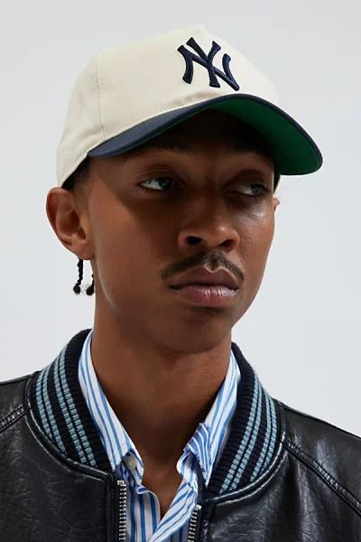 47 Brand Mlb New York Yankees Hitch Relaxed Fit Baseball Hat In Neutral At Urban Outfitters