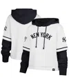 47 BRAND WOMEN'S WHITE NEW YORK YANKEES TRIFECTA SHORTSTOP CROPPED PULLOVER HOODIE