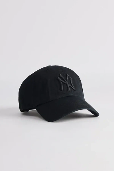 47 Brand Mlb New York Yankees Classic Clean Up Hat In Pitch Black At Urban Outfitters