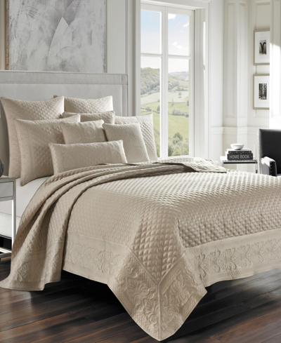 J Queen New York Lyndon Coverlet, King/california King In Pearl