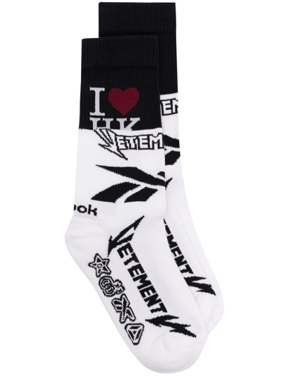 Vetements Logo-knit Socks In Black