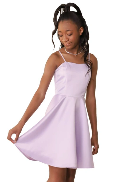 Un Deux Trois Kids' Girl's Solid Satin Sweetheart Dress In Lilac