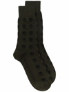 Alexander Mcqueen Skull-intarsia Cotton-blend Socks In Khaki
