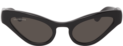 Balenciaga Off-white Cat-eye Sunglasses In 004 Ivory