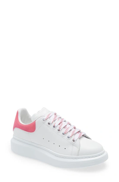 Alexander Mcqueen Classic Round Toe Sneakers In White