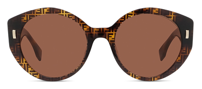 Fendi Fe40037u 55s Oversized Round Sunglasses In Bordeaux