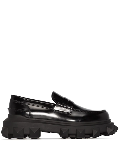 Valentino Garavani Trackstud Leather Loafers In Black