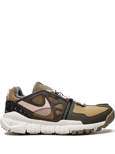 Nike Free Terra Vista Panelled Canvas Trainers In Brown