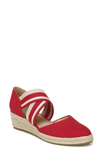 Lifestride Keaton Espadrille Wedge Sandal In Fire Red